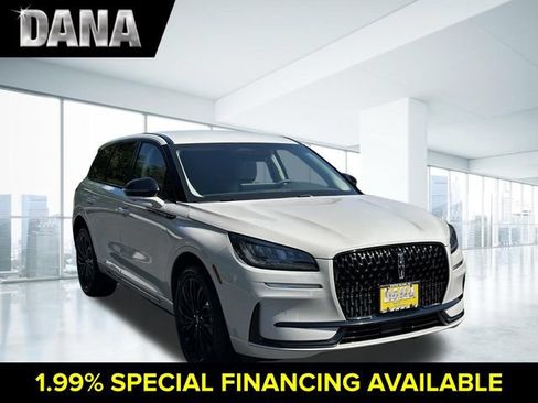 Certified 2024 Lincoln Corsair AWD w/ Equipment Group 101A image 1