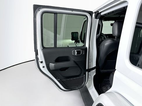 Used 2023 Jeep Wrangler Unlimited Sahara AWD/4WD image 26