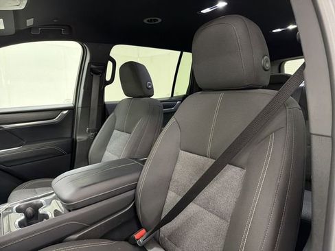 Certified 2025 GMC Acadia Elevation image 21