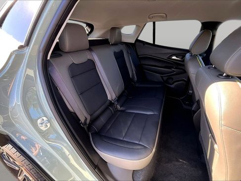 Used 2025 Chevrolet Trax ACTIV w/ Driver Confidence Package image 24