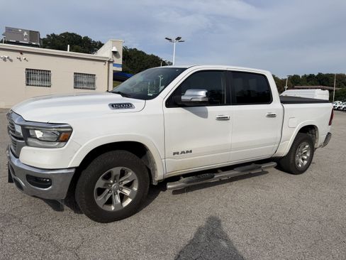 Used 2021 RAM 1500 Laramie w/ Trailer Tow Group AWD/4WD image 5