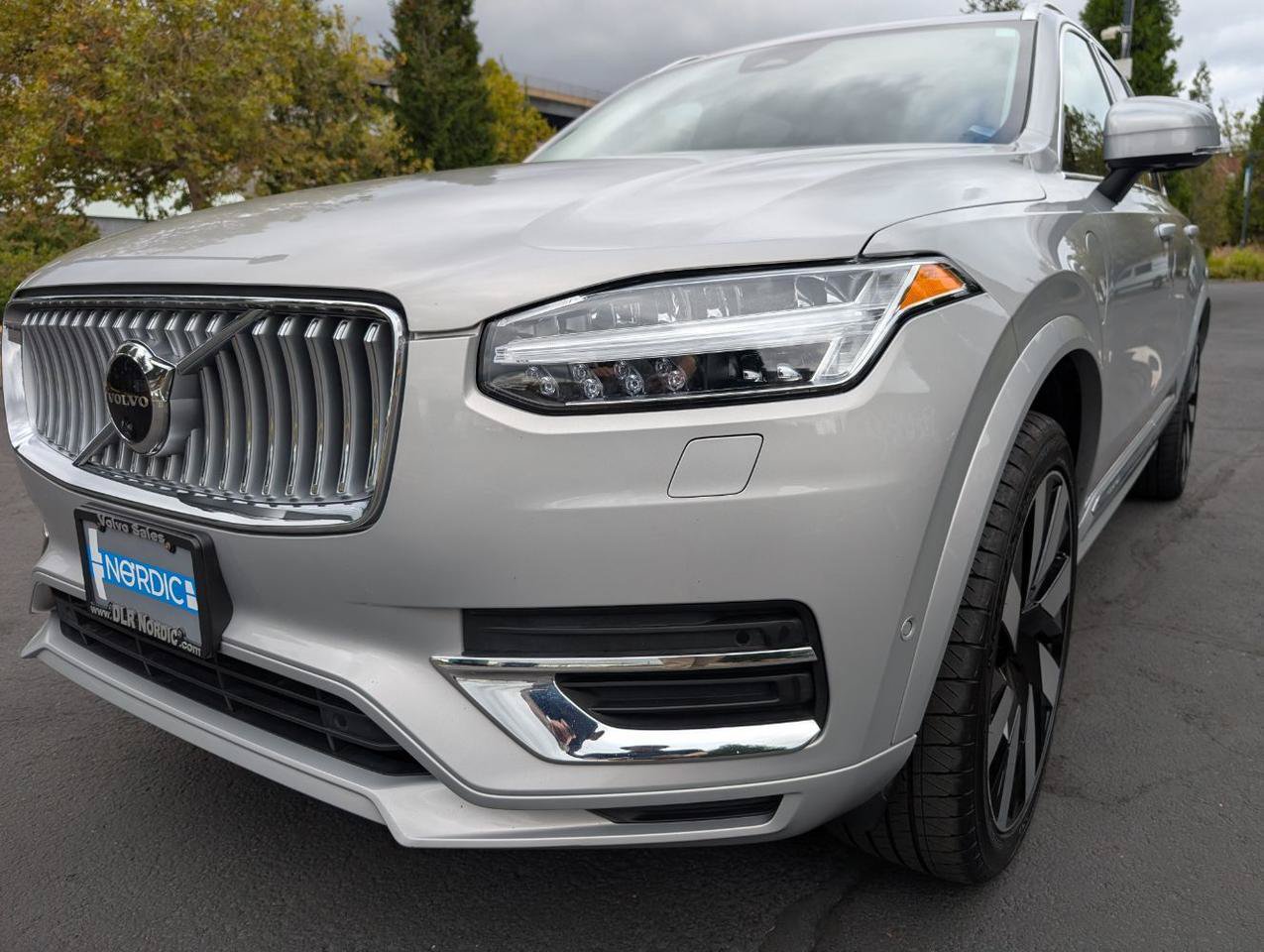 Used 2023 Volvo XC90 T8 Plus w/ Protection Package Premier AWD/4WD image 26