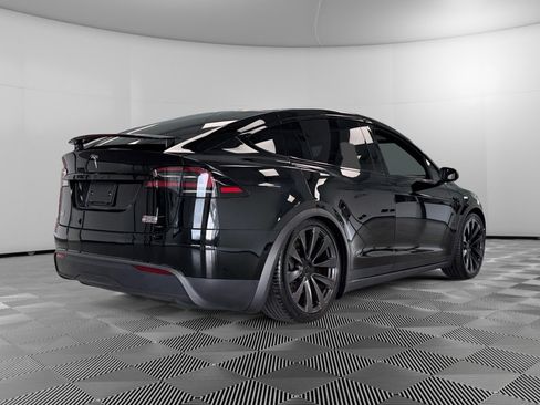 Used 2022 Tesla Model X Plaid AWD/4WD image 8