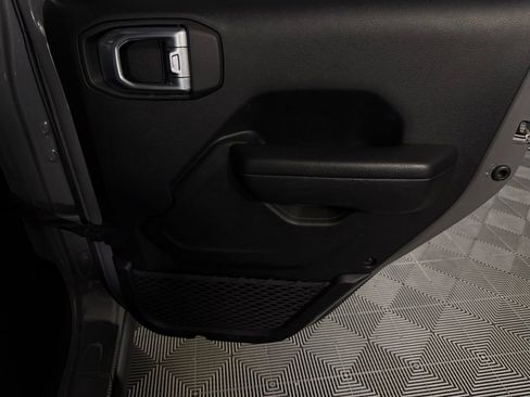 Used 2023 Jeep Wrangler Unlimited Rubicon 4xe w/ Steel Bumper Group image 39