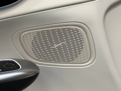 Used 2026 Mercedes-Benz GLC 300 image 22