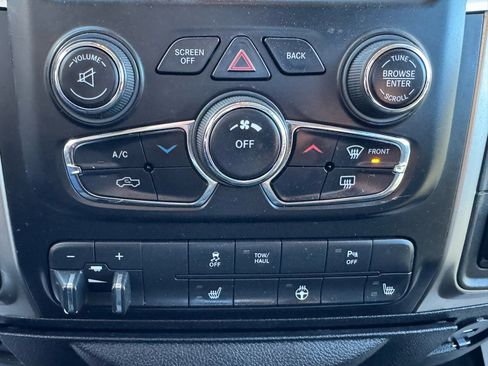 Used 2014 RAM 2500 Big Horn image 39