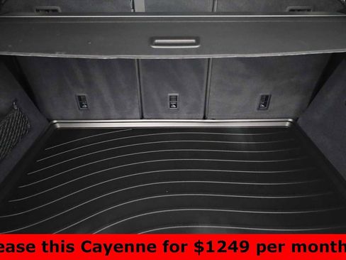 Certified 2024 Porsche Cayenne image 44