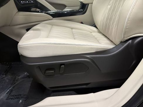 Certified 2023 Buick Envision Avenir AWD/4WD image 23