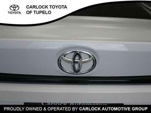 Used 2025 Toyota Corolla LE FWD image 31