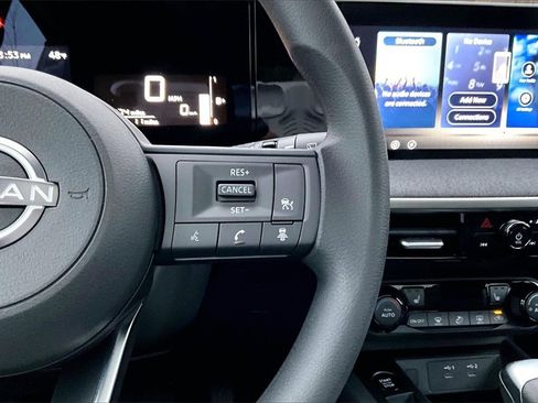 New 2026 Nissan Kicks SV w/ SV Premium Package image 17