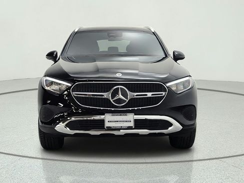 Certified 2026 Mercedes-Benz GLC 300 image 2
