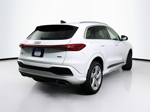 New 2025 Audi Q5 2.0T Premium Plus image 7