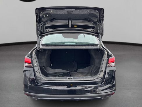 Certified 2022 Nissan Versa SV image 11