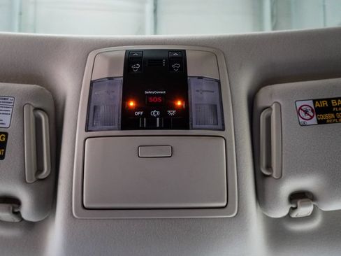 Used 2016 Lexus GX 460 w/ Premium Package AWD/4WD image 27