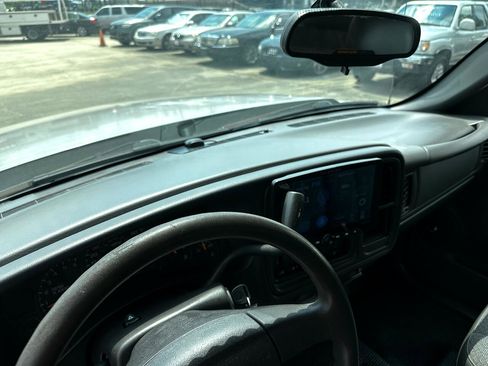 Used 2007 Chevrolet Silverado 1500 W/T image 25