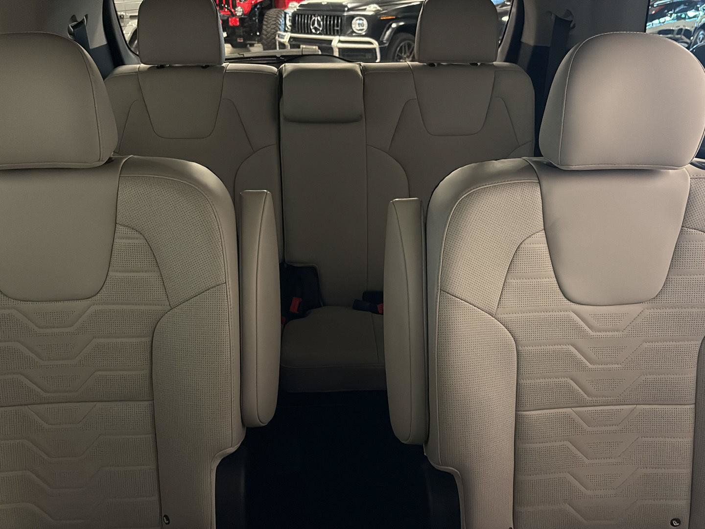 Used 2022 Kia Telluride SX w/ SX Prestige Package AWD/4WD image 36