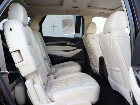 Certified 2022 Buick Enclave Avenir w/ Avenir Technology Package image 19