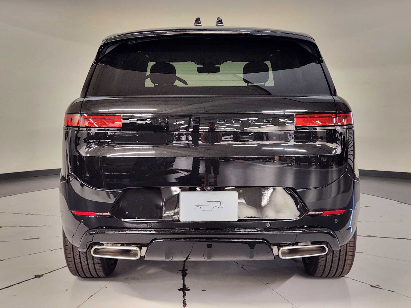 New 2027 Land Rover Range Rover Sport Dynamic SE AWD/4WD image 10