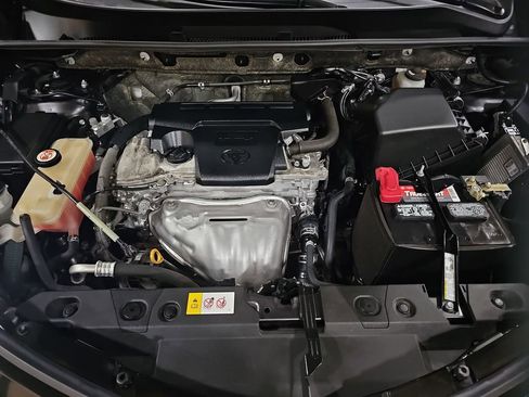 Certified 2018 Toyota RAV4 SE image 22