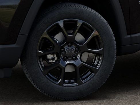New 2026 Jeep Compass Latitude AWD/4WD image 8