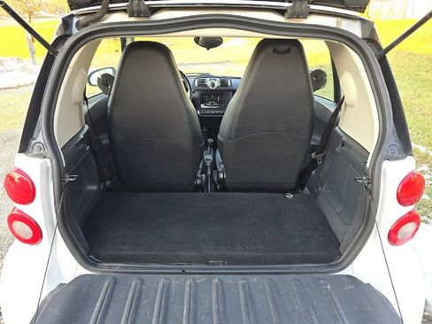 Used 2012 smart fortwo pure image 16