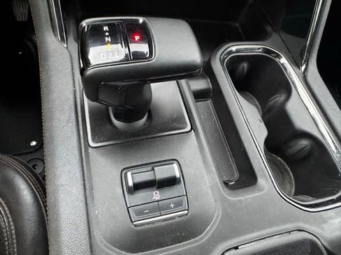 Used 2024 GMC Sierra 1500 AT4 w/ AT4 Premium Package AWD/4WD image 27
