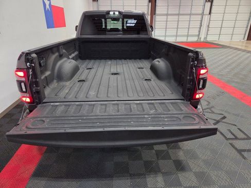 Used 2022 RAM 3500 Laramie image 31