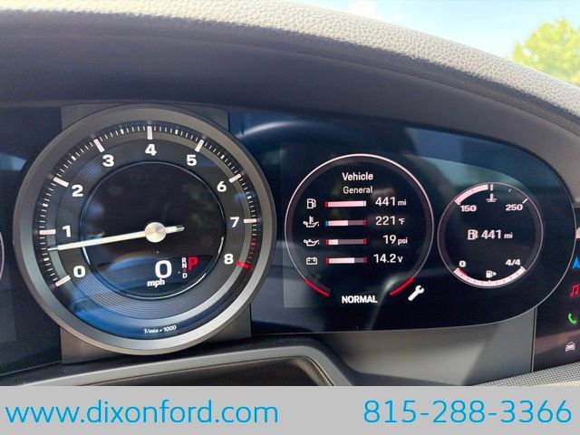 Used 2024 Porsche 911 Carrera RWD image 19