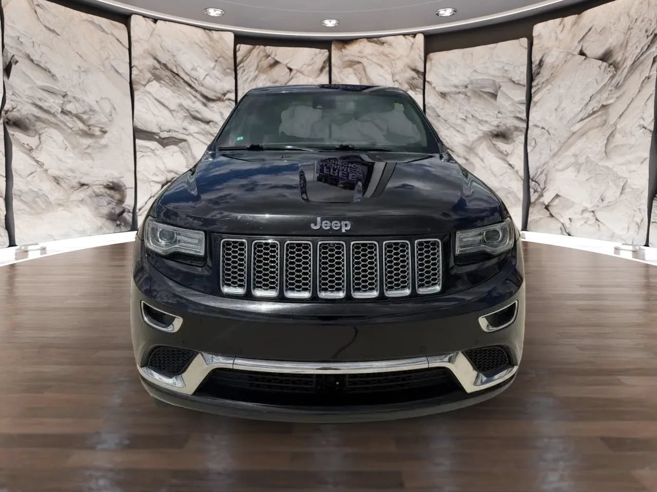 Used 2014 Jeep Grand Cherokee Summit AWD/4WD image 2