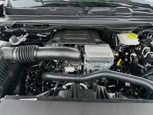 New 2026 RAM 1500 Limited AWD/4WD image 18