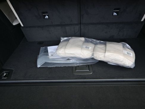 New 2026 BMW X7 xDrive40i w/ Executive Package image 21