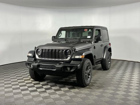 Certified 2024 Jeep Wrangler Sport S image 9