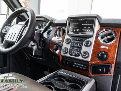 Used 2016 Ford F250 King Ranch w/ FX4 Off-Road Package AWD/4WD image 25