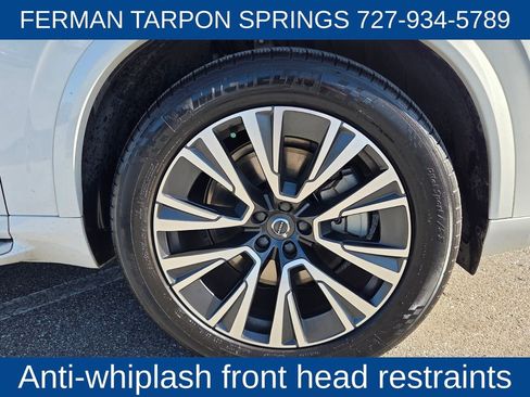 Used 2021 Volvo XC90 T6 Momentum w/ Advanced Package image 12