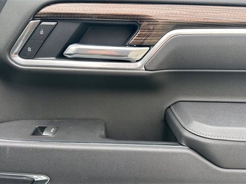 Used 2025 Chevrolet Silverado 1500 LT image 21