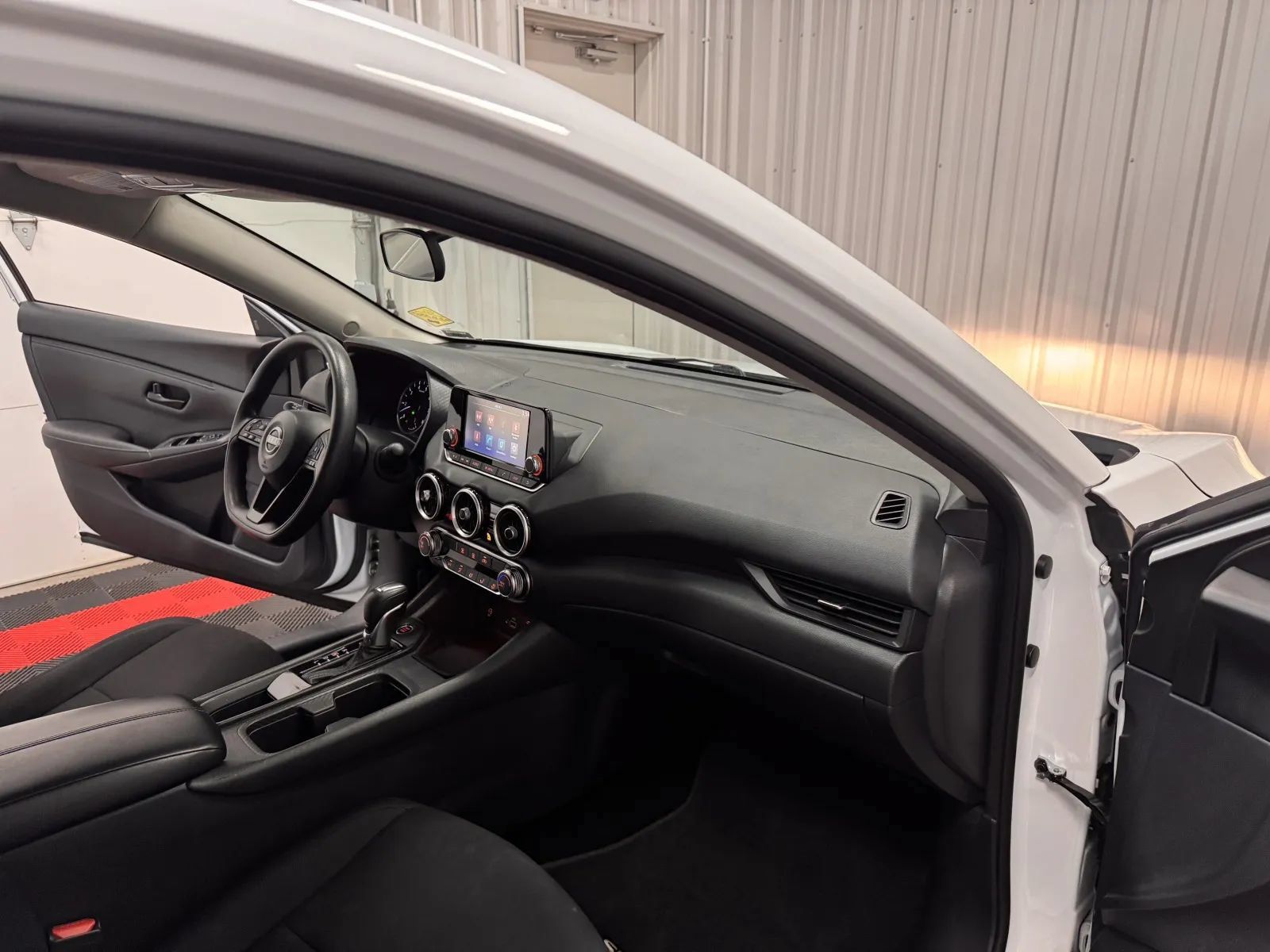 Used 2024 Nissan Sentra S FWD image 43