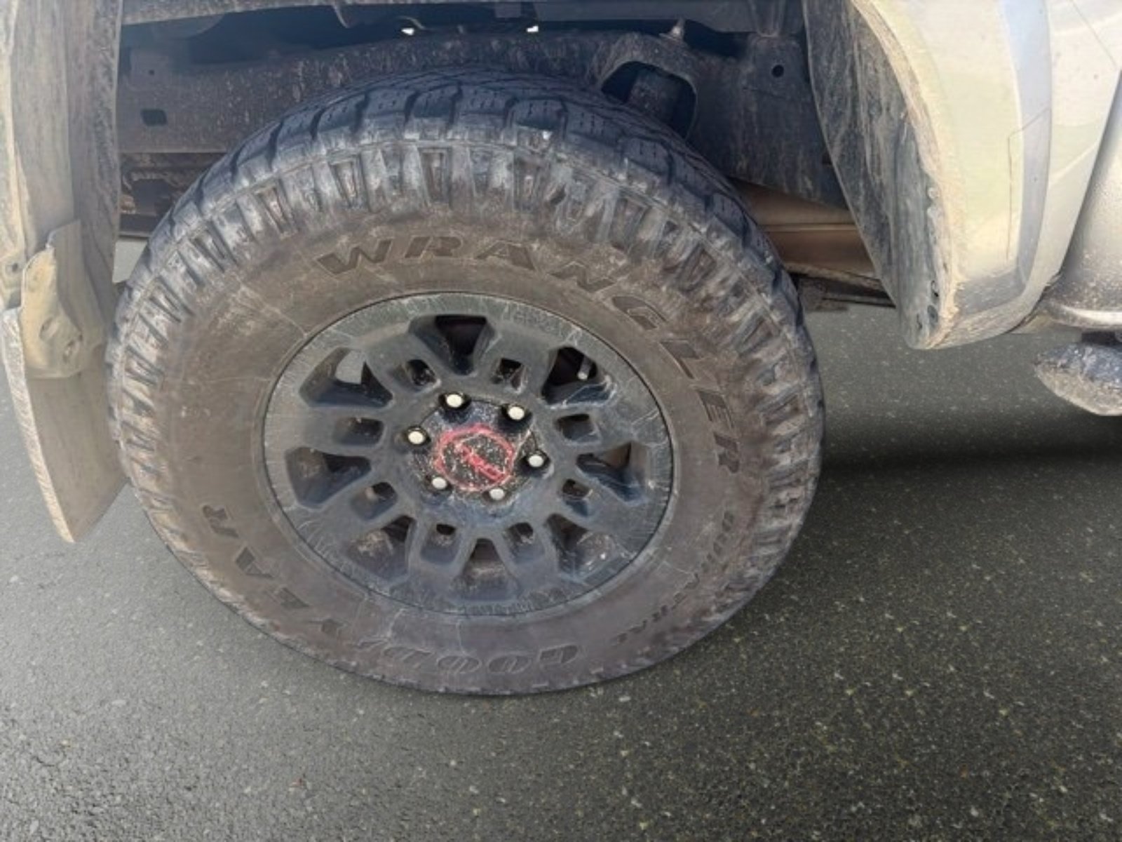 Used 2021 Toyota Tacoma SR5 RWD image 16