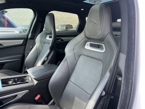 Certified 2025 Jaguar F-PACE R-Dynamic S image 15