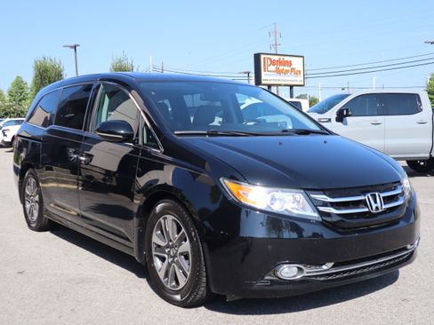 Used 2017 Honda Odyssey Touring Elite image 5