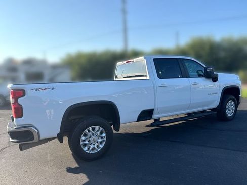Used 2022 Chevrolet Silverado 3500 LT w/ Convenience Package AWD/4WD image 5
