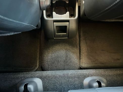 Used 2005 Chrysler PT Cruiser GT FWD image 17