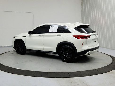Used 2021 INFINITI QX50 Luxe w/ Appearance Package image 5