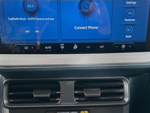 Used 2025 Ford Maverick XL image 23