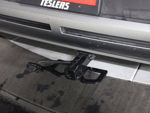 Used 2023 Hyundai Ioniq 5 SEL image 3