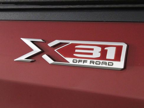 Used 2020 GMC Sierra 1500 SLT w/ SLT Premium Plus Package image 38