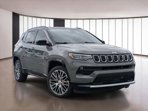 Used 2023 Jeep Compass Limited w/ Elite Group image 23