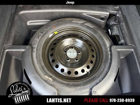 Certified 2023 Jeep Grand Cherokee Overland w/ Adv Protech Group III image 20