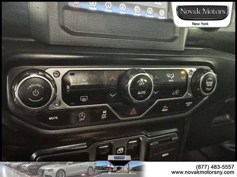 Used 2022 Jeep Gladiator Sport AWD/4WD image 21