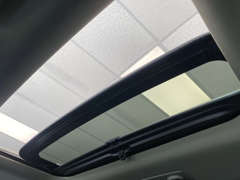 Used 2012 Buick Enclave Leather image 19