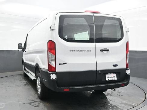 Used 2025 Ford Transit 250 Low Roof w/ Exterior Upgrade Package RWD image 5